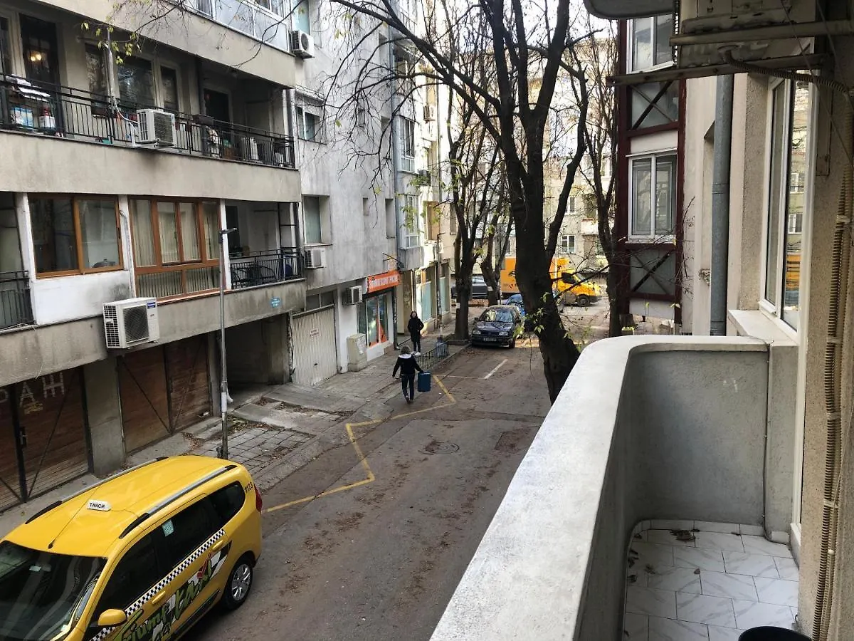 דירות וארנה Гарсониера Жорката בולגריה